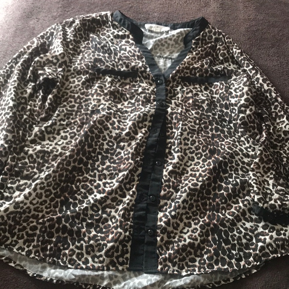 Cheetah print button blouse